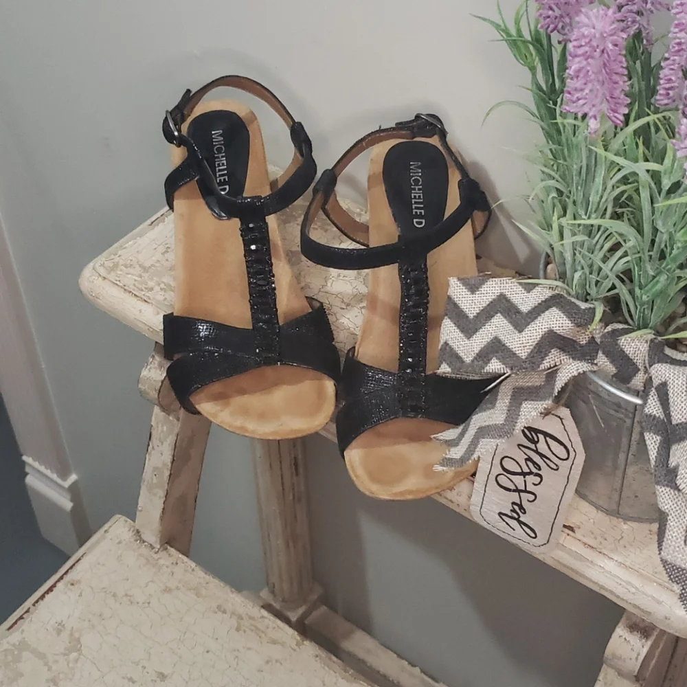 Michelle D 8.5 jewel cork wedge sandals